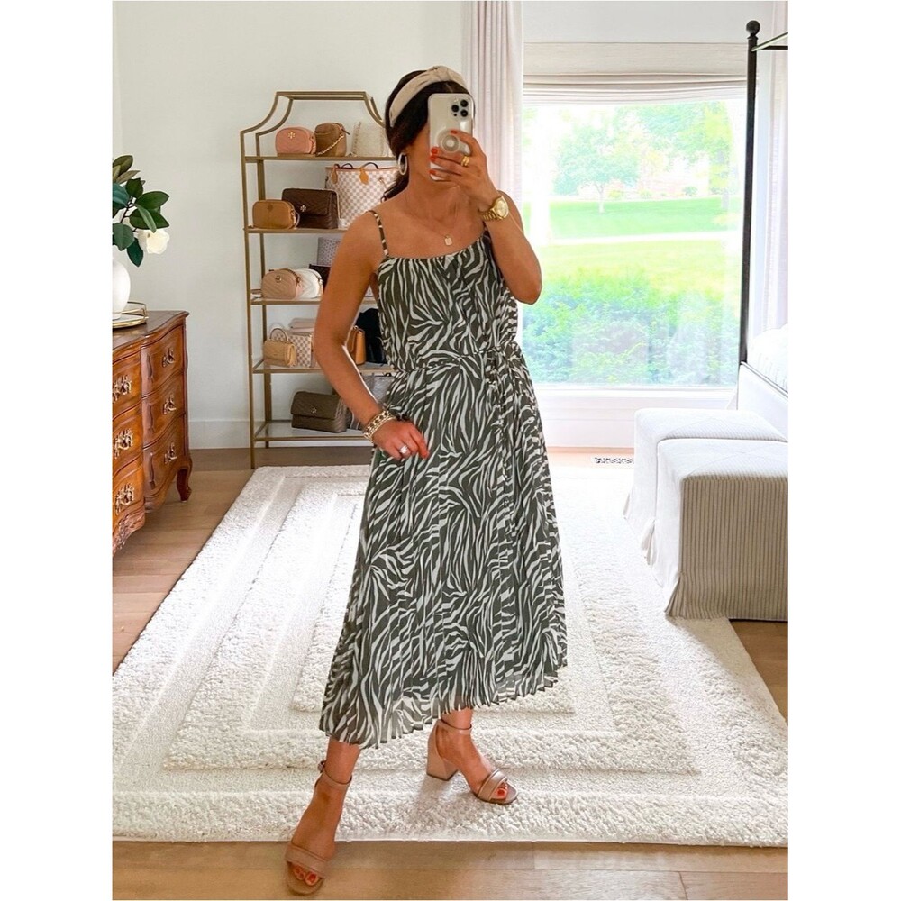 Time and Tru Olive & Cream Zebra Print Tie Waist Dress Plus Size 16-18